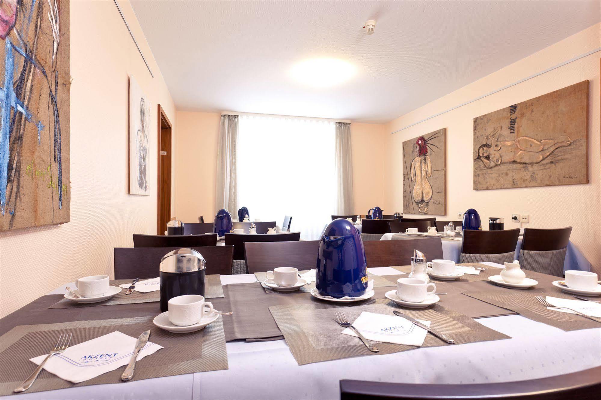 Akzent Hotel Torgauer Hof Sindelfingen Zewnętrze zdjęcie