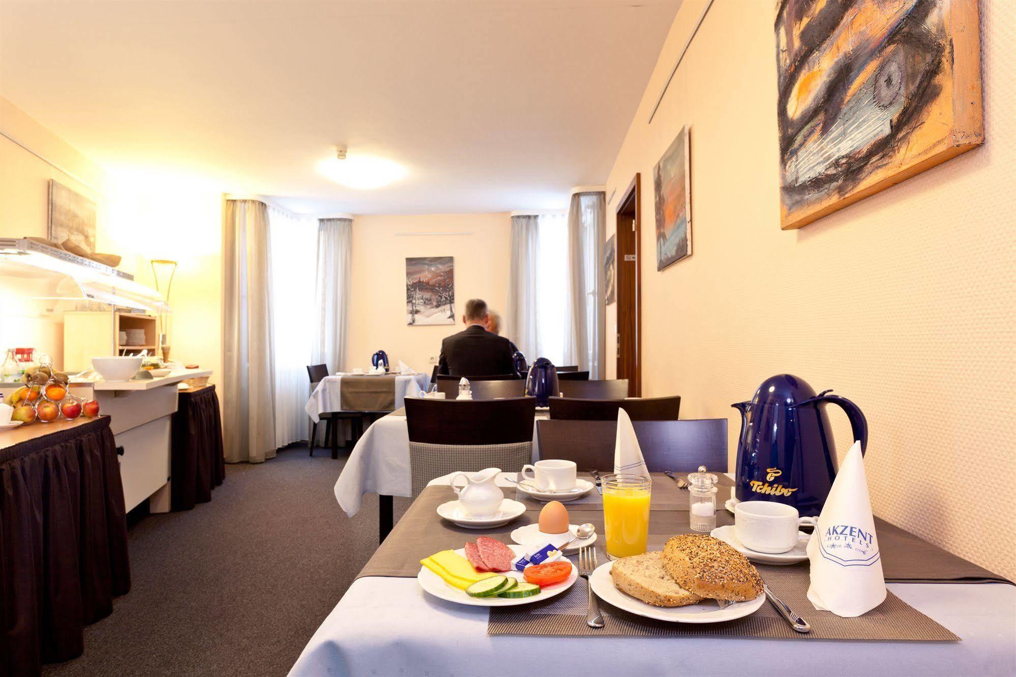 Akzent Hotel Torgauer Hof Sindelfingen Zewnętrze zdjęcie