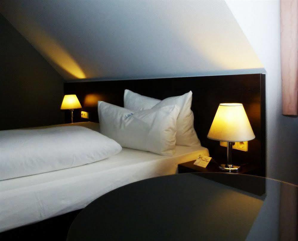 Akzent Hotel Torgauer Hof Sindelfingen Zewnętrze zdjęcie